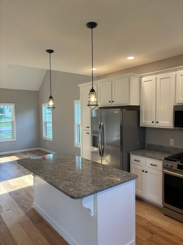 205 Cherokee Dr in Lafayette, TN - Building Photo - Building Photo