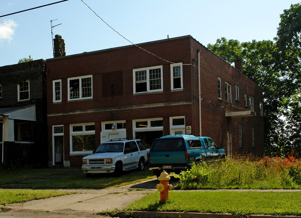 1335 Elm St in Youngstown, OH - Building Photo