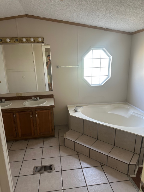 161 Raby Rd in Eddy, TX - Building Photo - Building Photo