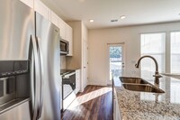 Highland Townhomes in North Charleston, SC - Building Photo - Building Photo