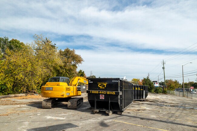 1649 Montreal Rd in Ottawa, ON - Building Photo - Building Photo