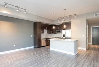 Gallery Bethesda I in Bethesda, MD - Building Photo - Interior Photo