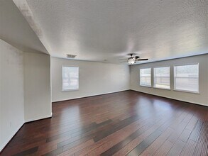 18735 Westgate Park Dr in Cypress, TX - Building Photo - Building Photo