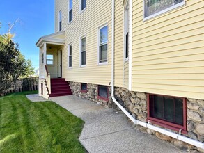 21 Watson Ave in Worcester, MA - Building Photo - Building Photo