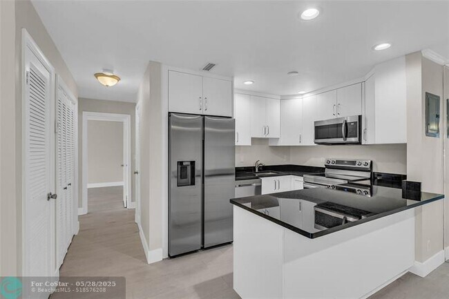 property at 6319 Bay Club Dr