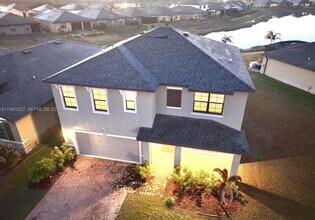 870 Remington Green Dr SE in Palm Bay, FL - Building Photo - Building Photo