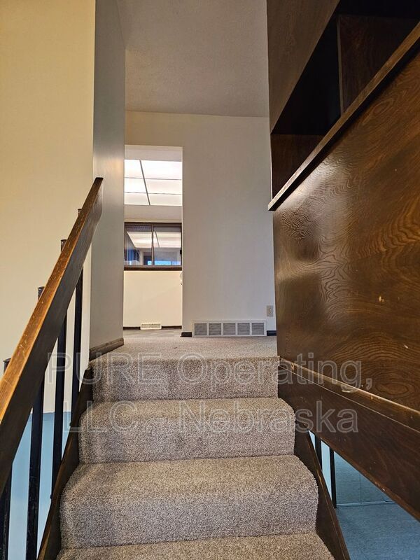 14028 Madison Cir in Omaha, NE - Building Photo - Building Photo