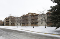 Cedar Pointe Properties in Minneapolis, MN - Foto de edificio - Building Photo