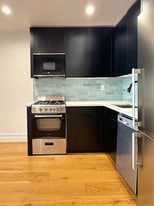 938 Putnam Ave, Unit Floor 1 in Brooklyn, NY - Building Photo