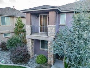 2055 S Virginia St in Reno, NV - Building Photo - Building Photo