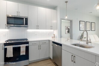 6461 US-9 in Howell, NJ - Building Photo - Building Photo