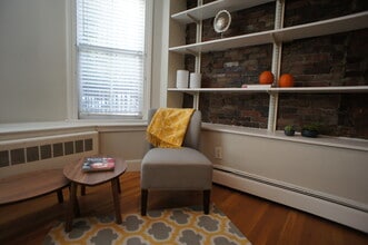 65 Dartmouth St, Unit #1 in Boston, MA - Building Photo - Building Photo