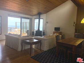 24508 Malibu Rd in Malibu, CA - Building Photo - Building Photo