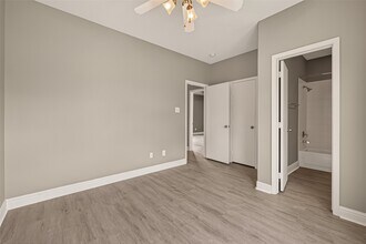 1107 St Charles St in Houston, TX - Building Photo - Building Photo