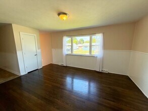 319 S Norfolk St in Indianapolis, IN - Building Photo - Building Photo