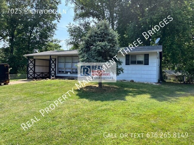 property at 7025 Richwood Ln