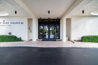 Vanderbilt Surf Colony in Naples, FL - Building Photo - Building Photo