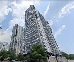5701 N Sheridan Rd, Unit 19P in Chicago, IL - Building Photo