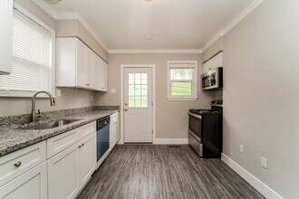 1131 Orourke Dr in Pittsburgh, PA - Building Photo - Building Photo