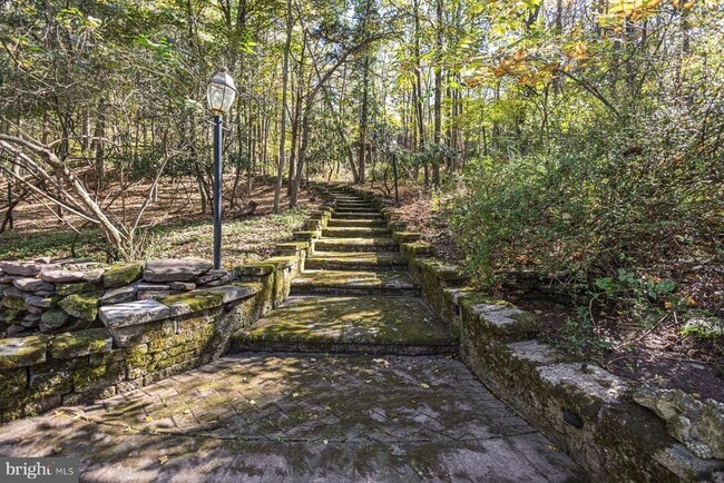 property at 132 E Dark Hollow Rd