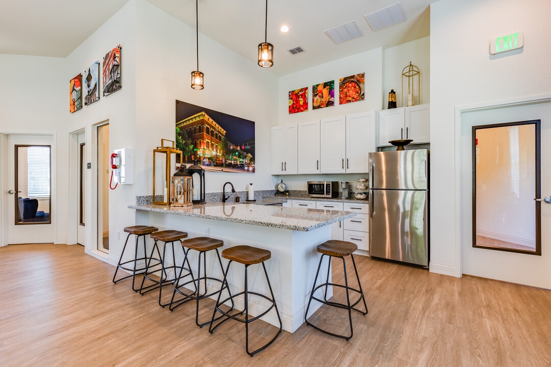 Lamplighter Legacy in Ocala, FL - Building Photo