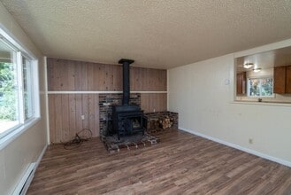 2640 NE Harvey Ln in Bend, OR - Building Photo - Building Photo