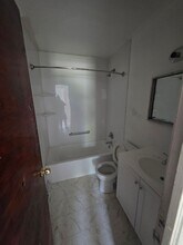 17 Westwood Dr in Sauget, IL - Building Photo - Building Photo
