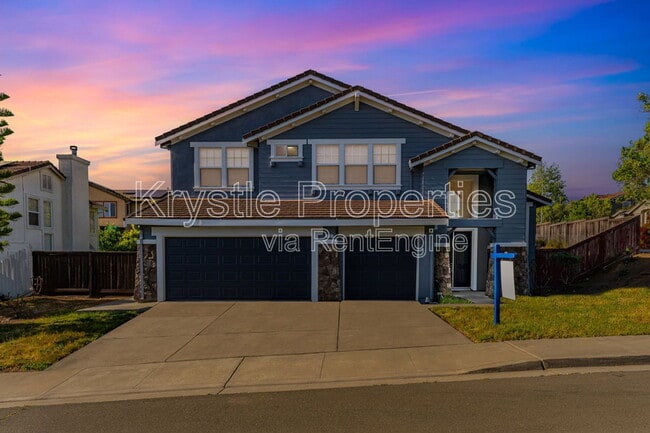 property at 35 Goldfinch Dr