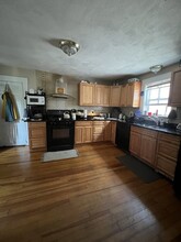 152 Kelton St, Unit #1 in Boston, MA - Building Photo - Building Photo