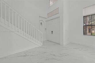 642 SE 37th Pl in Homestead, FL - Building Photo - Building Photo