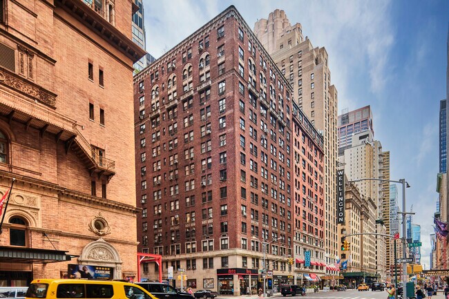 Carnegie Plaza in New York, NY - Foto de edificio - Building Photo