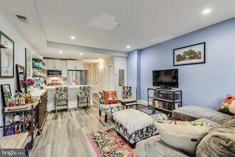 819 D St NE in Washington, DC - Building Photo - Building Photo