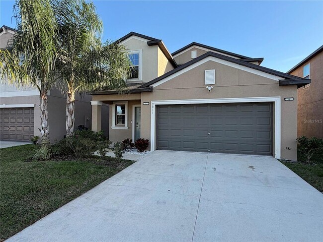 2011 Sea Salt Ct in Ruskin, FL - Building Photo - Building Photo