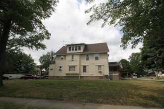 58 E Archwood Ave in Akron, OH - Building Photo - Building Photo