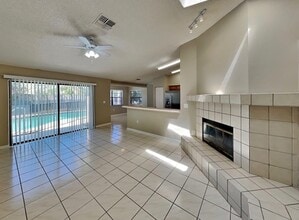 289 Millstone Dr in Palm Harbor, FL - Building Photo - Building Photo