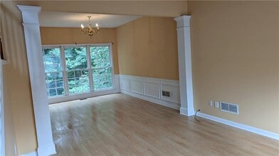 11125 Glenbarr Dr in Johns Creek, GA - Building Photo - Building Photo