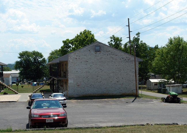 718 6th St in Salem, VA - Foto de edificio - Building Photo