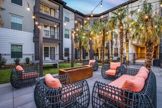 Westhouse Flats in Fort Worth, TX - Foto de edificio - Building Photo