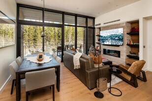 4 Boathouse Way in Big Sky, MT - Building Photo