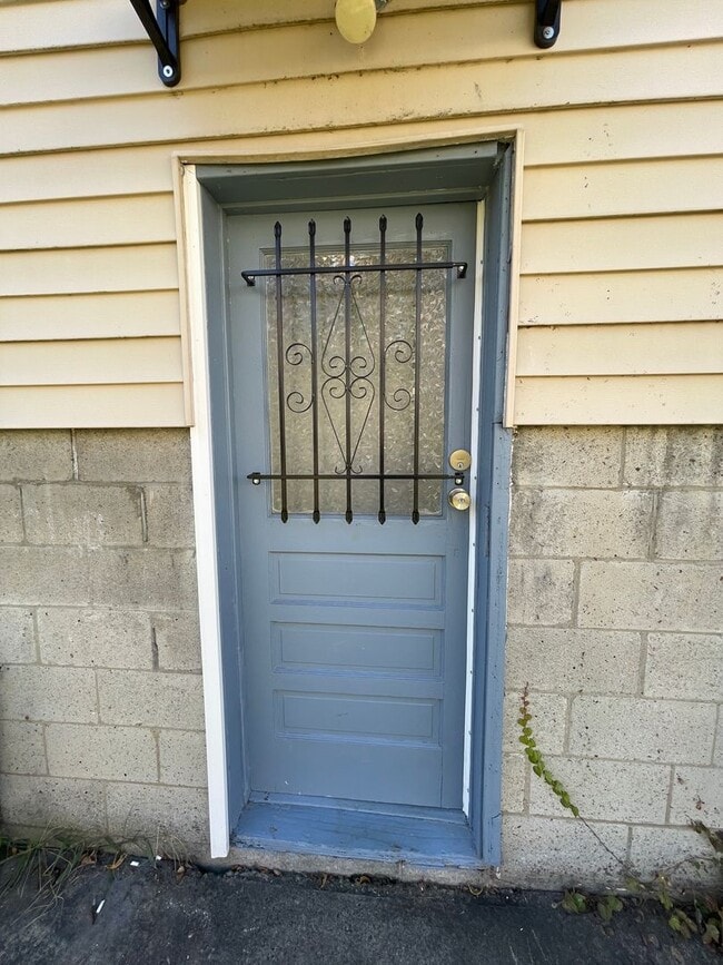 402 N 6th Ave in Butler, PA - Building Photo - Building Photo