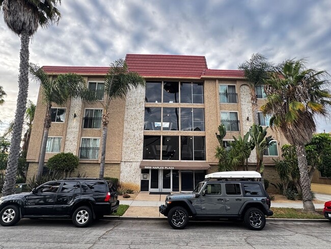 property at 5959 E Naples Plaza