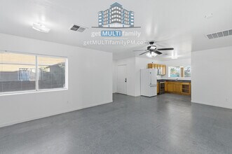 1228 E Apache St in Phoenix, AZ - Building Photo - Building Photo