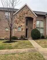 4936 Empire Way in Irving, TX - Building Photo