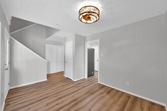 3843 Knollcrest Dr in Montgomery, TX - Building Photo - Building Photo