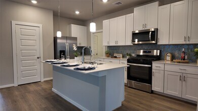 16993 Juniper Blossom Bnd in Conroe, TX - Building Photo - Building Photo