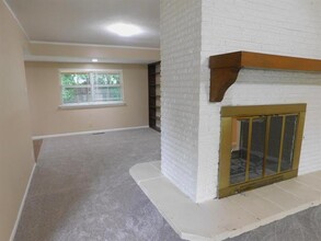 1301 Doncaster St in Irving, TX - Building Photo - Building Photo