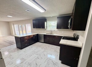 5839 Kingsbury Ln in Lake Charles, LA - Building Photo - Building Photo