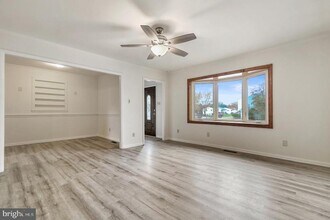 996 Boggs Dr in Dover, DE - Building Photo - Building Photo