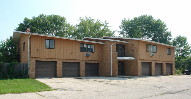 450-454 St Bernard Dr in De Pere, WI - Building Photo - Building Photo