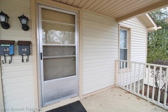 368 S Wing St in Northville, MI - Building Photo - Building Photo